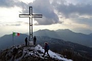 74 Alla croce di vetta della Cornagera (1311 m)
